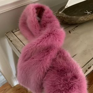 NWT JCrew Faux Fur Neck Wrap/ Scarf in Bubblegum